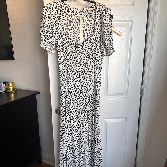Reformation Lacey dress in Ocelot black and white pattern /10/ - Picture 4 of 9